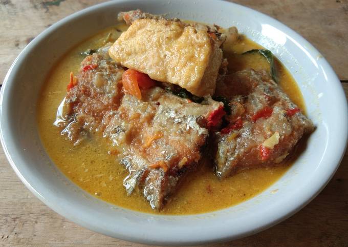 Resep Ikan Layur Pedas oleh Norma Rizky - Cookpad