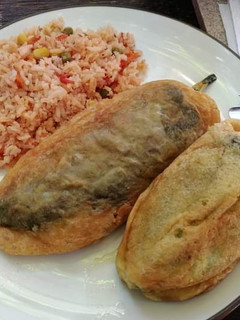 Una foto de Chiles rellenos