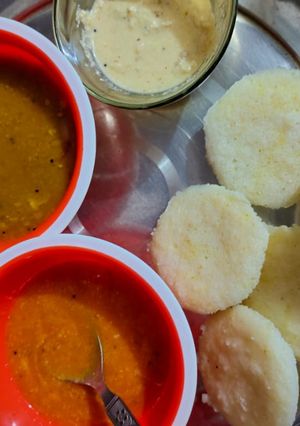 A picture of Idli sambar.
