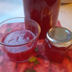 Strawberries and pear jam A picture of Strawberries and pear jam.