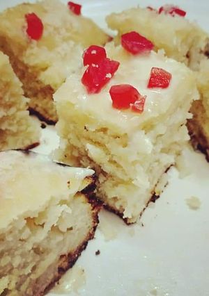 A picture of Banana Tuty fruity pudding.