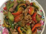 A picture of thịt dê xào