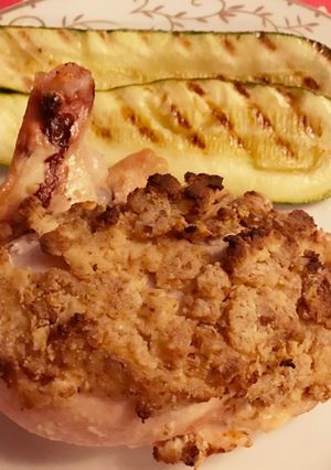 Una foto de Pollo con costra de almendras