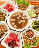 Bữa trưa vui vẻ