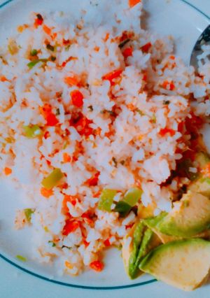 A picture of Vegetable and eggs fried rice.