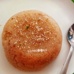 A picture of Semolina Banana Halwa (Sooji).