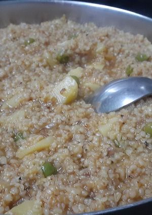 वेजिटेबल दलिया (vegetable daliya recipe in Hindi) रेसिपी मुख्य फोटो
