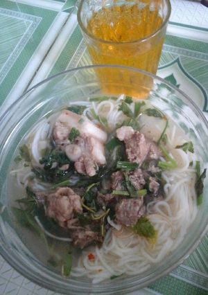 Hình của món Bún xương.
