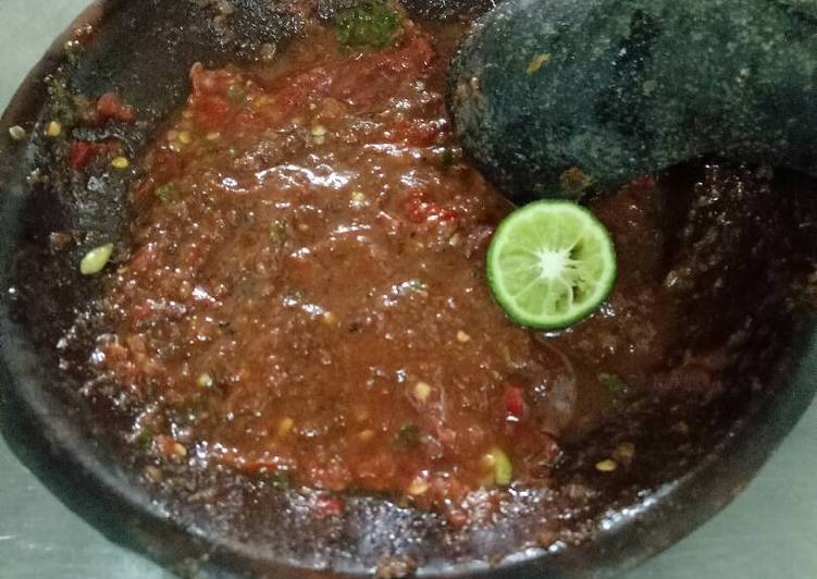 Cara Membuat Sambel Tomat Mentah yang Lezat