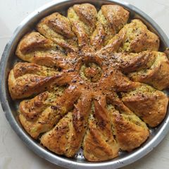 A picture of Sunflower bread with Cream cheese and Potato stuffing.