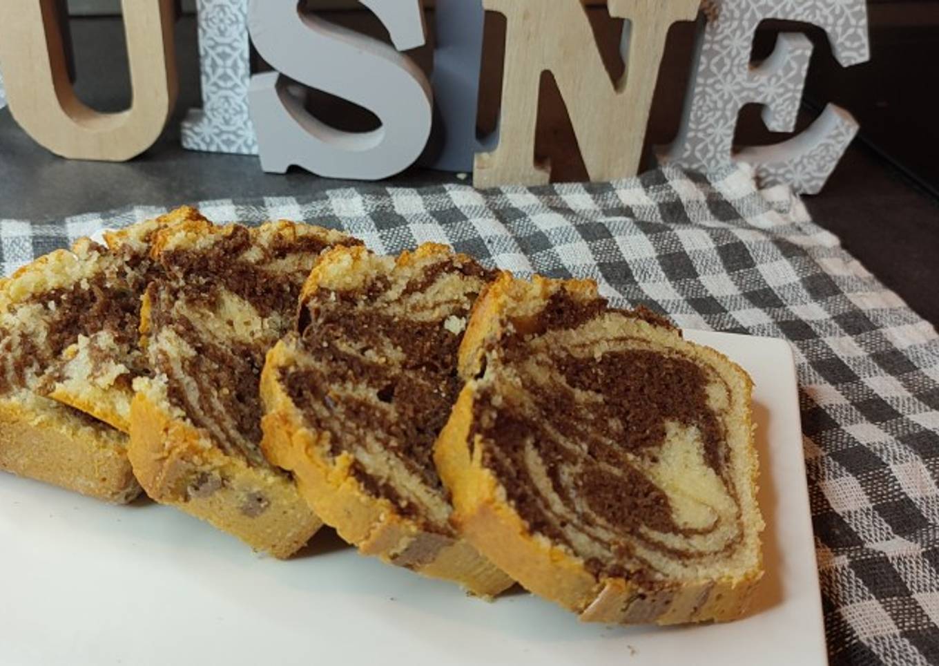 Cake au chocolat délicieux et savoureux 😋