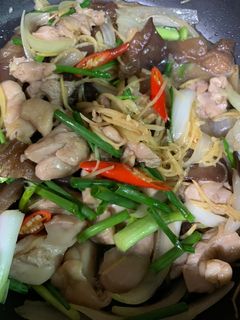 A picture of Ginger Chicken Stir-Fry.