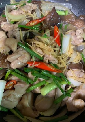 รูปของ ไก่ผัดขิง