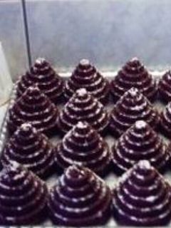 Vaníliapudingos piramis süti recept fotója