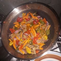 A picture of Shredded beef sauce.