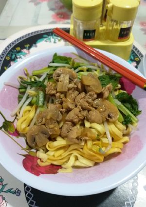 Foto resep Bakmie ayam jamur