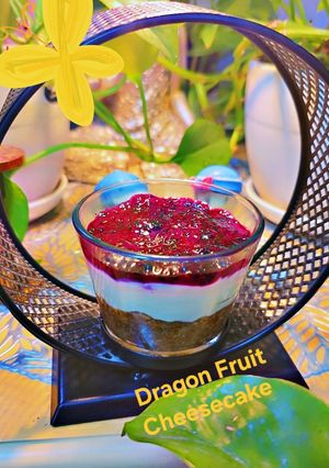 A picture of Dragon Fruit Cheesecake.