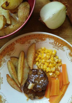 Foto resep Bistik sapi with potato wedges