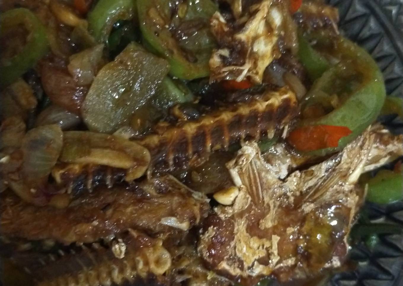 Tulang jambal besengek