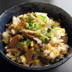 A picture of Asian Mushroom Mazegohan.