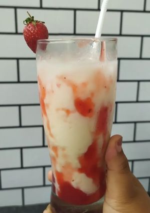 Foto resep Korean milk strawberry