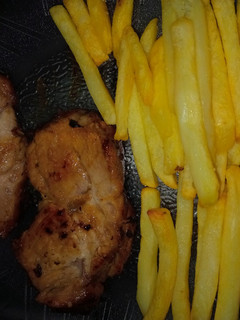 Una foto de Bondiola con mostaza y limón