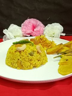 ভুনা খিচুড়ি (Bhuna khichdi recipe in Bengali) রেসিপির প্রধান ছবি