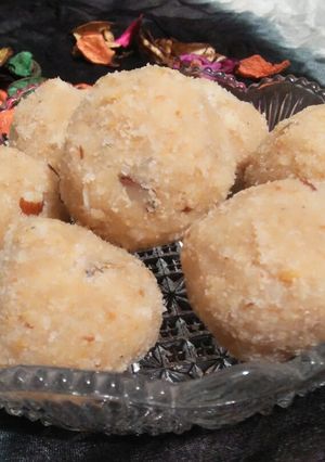 A picture of Churmy ky ladoo.