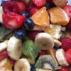 A picture of Salade de fruits 🥝🍌.