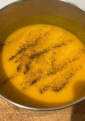 Une photo de Soupe veloutée de potimarron et pommes de terre