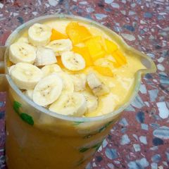 A picture of Mango smoothie.