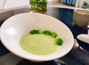 Hình của món Soup khoai tây bông cải xanh.
