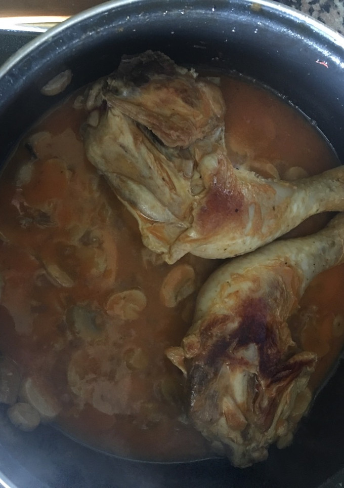 Una foto de Jamoncitos de Pollo con Champiñones