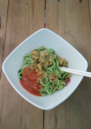 Foto resep Mie ijo bakulan akoh...😘