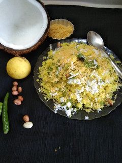 A picture of Kande pohe.