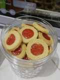 Butter strawberry cookies