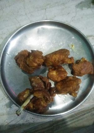 A picture of Chicken deep fry.
