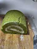 Bánh bông lan cuộn vị matcha