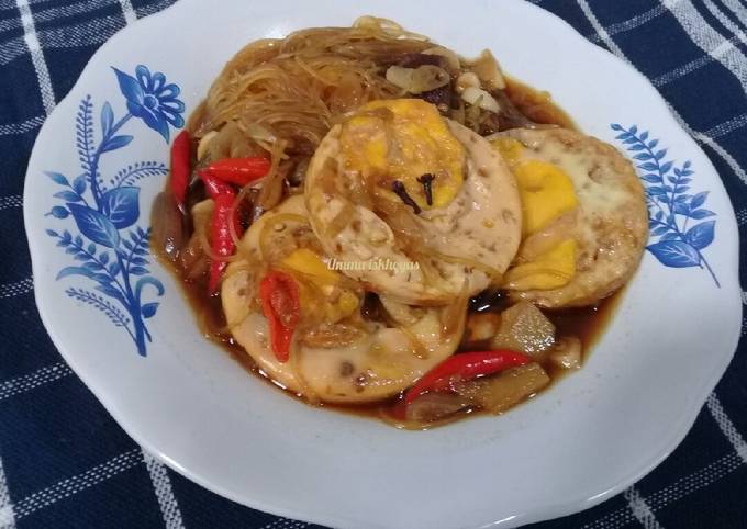 Telur ceplok kuah kecap (Sirsau)