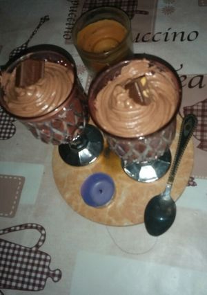 صورة لوصفة تحلية بموس الشوكولاته