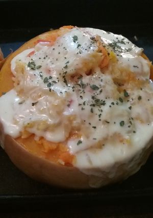 Una foto de Zapallo relleno con pollo y otros