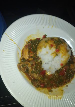 A picture of Tuwon shinkafa da miyar kubewa d'anye.