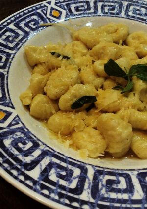 Una foto de Ñoquis con mantequilla de salvia de "Deliciosa Martha"