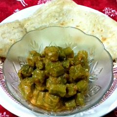 Bhindi ki bhujiya & Square paratha #Sehri_CookingSpecial_Contest A picture of Bhindi ki bhujiya & Square paratha #Sehri_CookingSpecial_Contest.