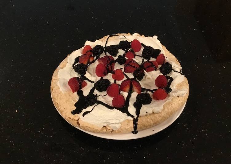 Recipe of Homemade Fresh Berrie Pavlova