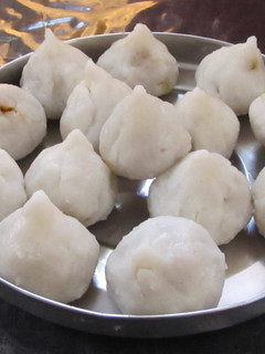 166.வெல்லா கொழக்கட்டை(இனிப்பு மாடக்) செய்முறை முக்கிய புகைப்படம்
