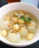 Chè long nhãn hạt sen