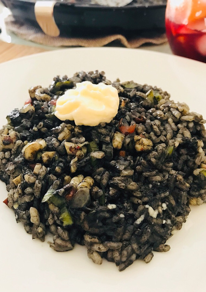 Una foto de Arroz negro
