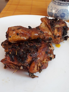 Una foto de Piezas de pollo al horno