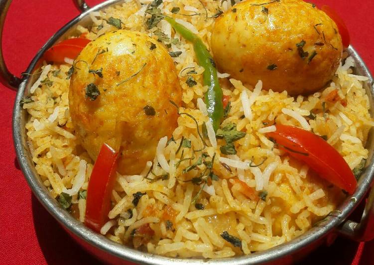 Step-by-Step Guide to Make Quick Hydrabadi Egg Biryani